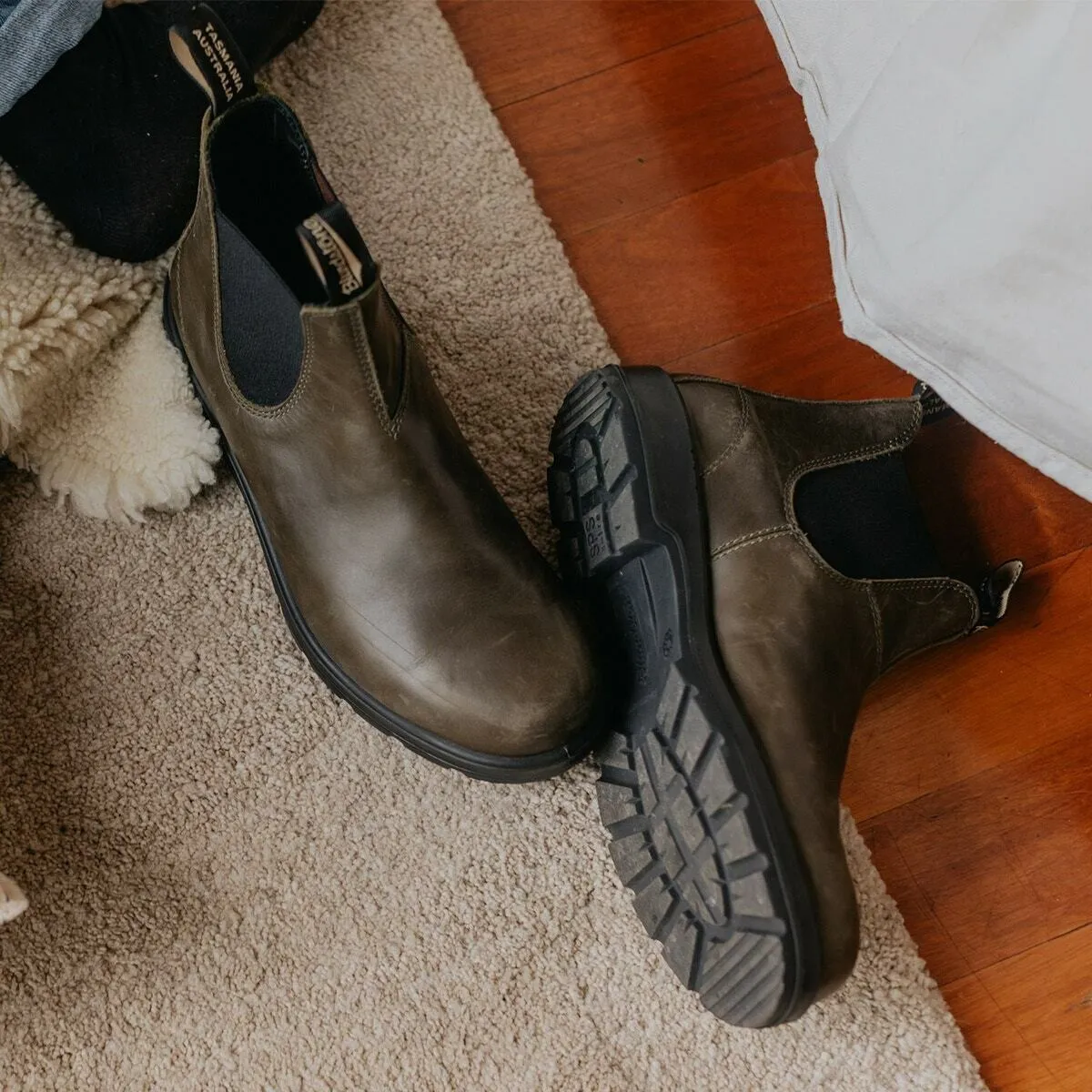 Blundstone Classic Shoes 2052 Dark Green Chelsea Boots Unisex Green Boots