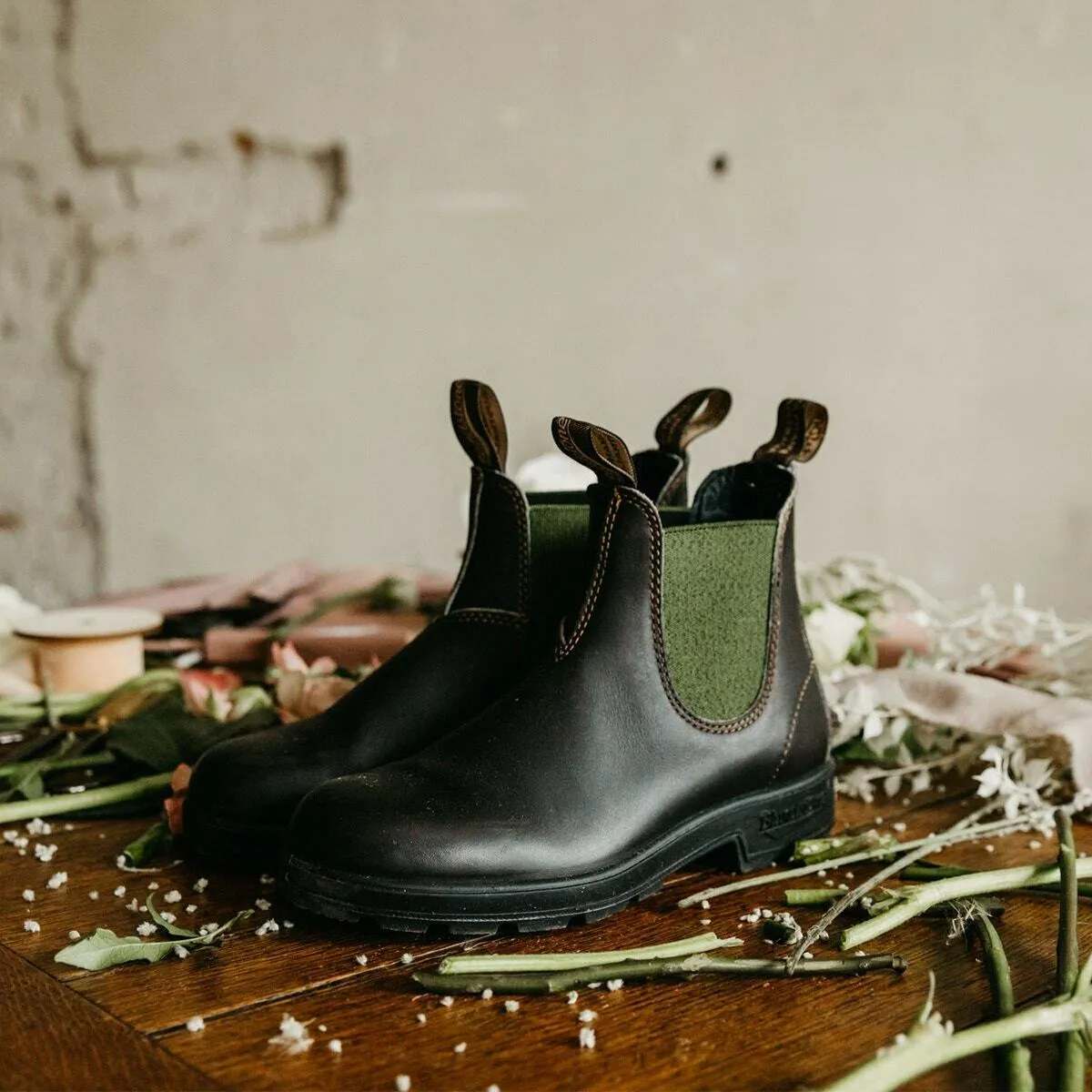Blundstone Classic Shoes 519 Brown Olive Chelsea Boots Unisex Boots Brown NEW