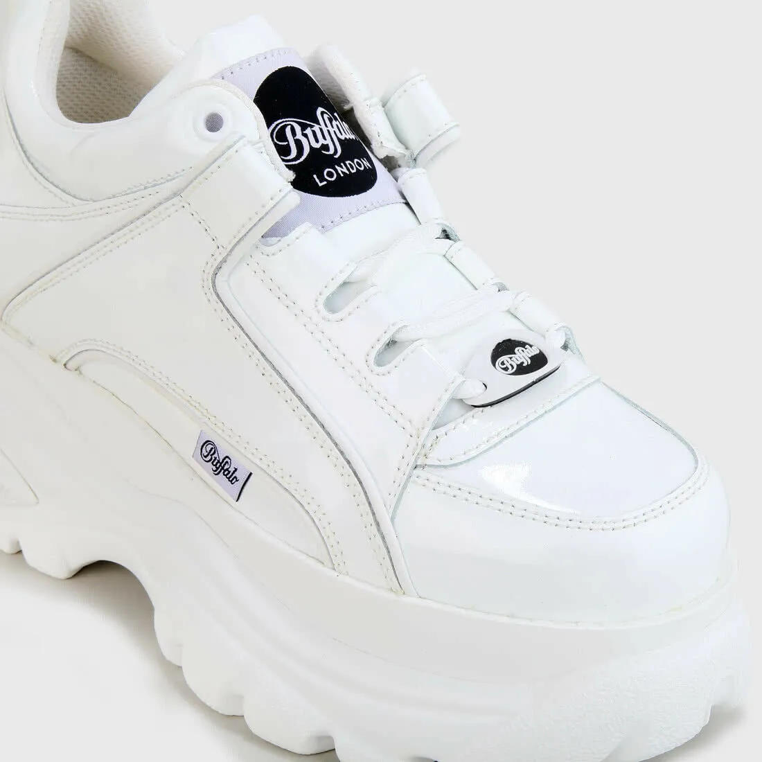 Buffalo London Classic Boots Shoes Platform Shoes 90s White Patent Leather Shiney