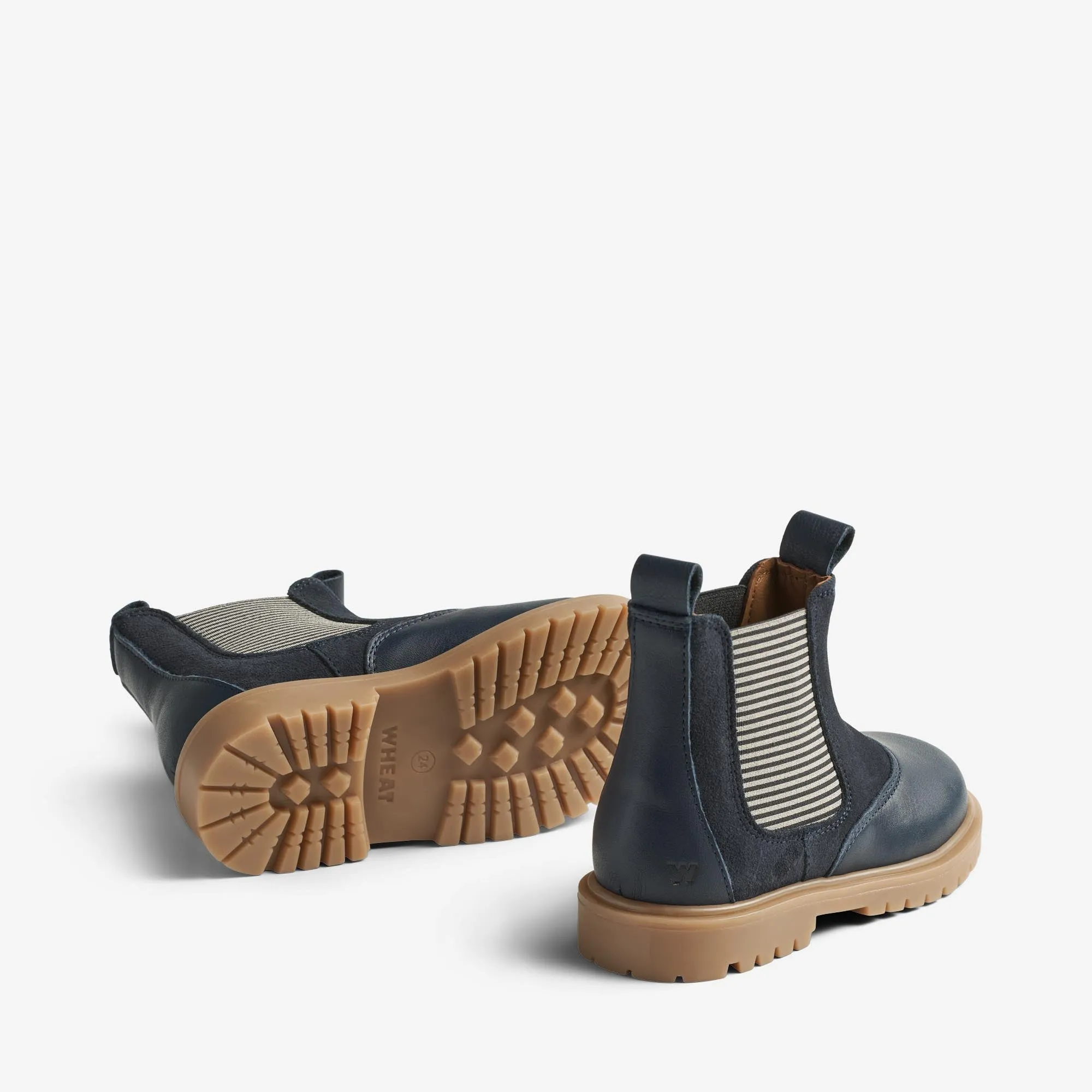 Chelsea Kana - navy Wheat