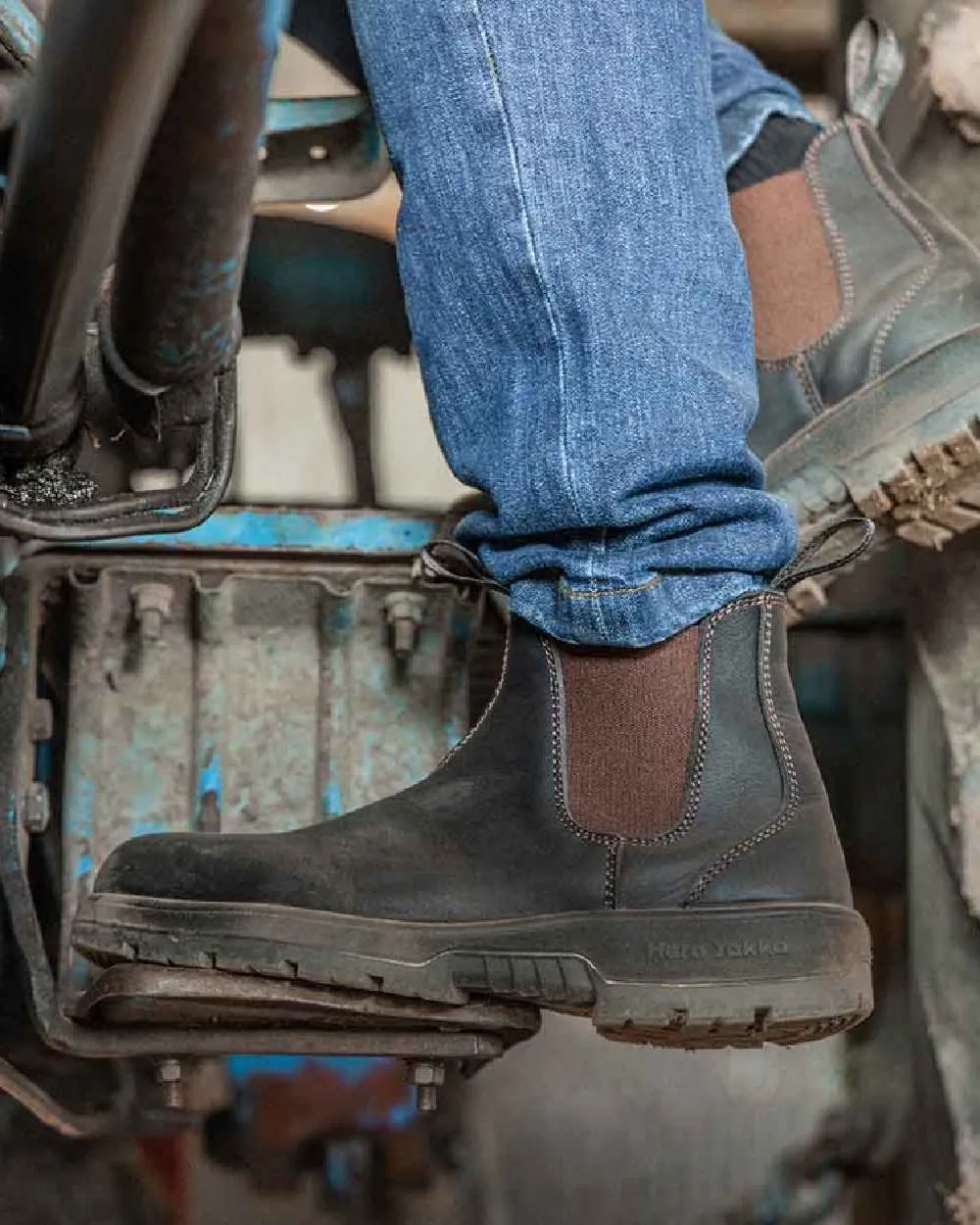 Hard Yakka Outback Steel Toe Safety Dealer Boots