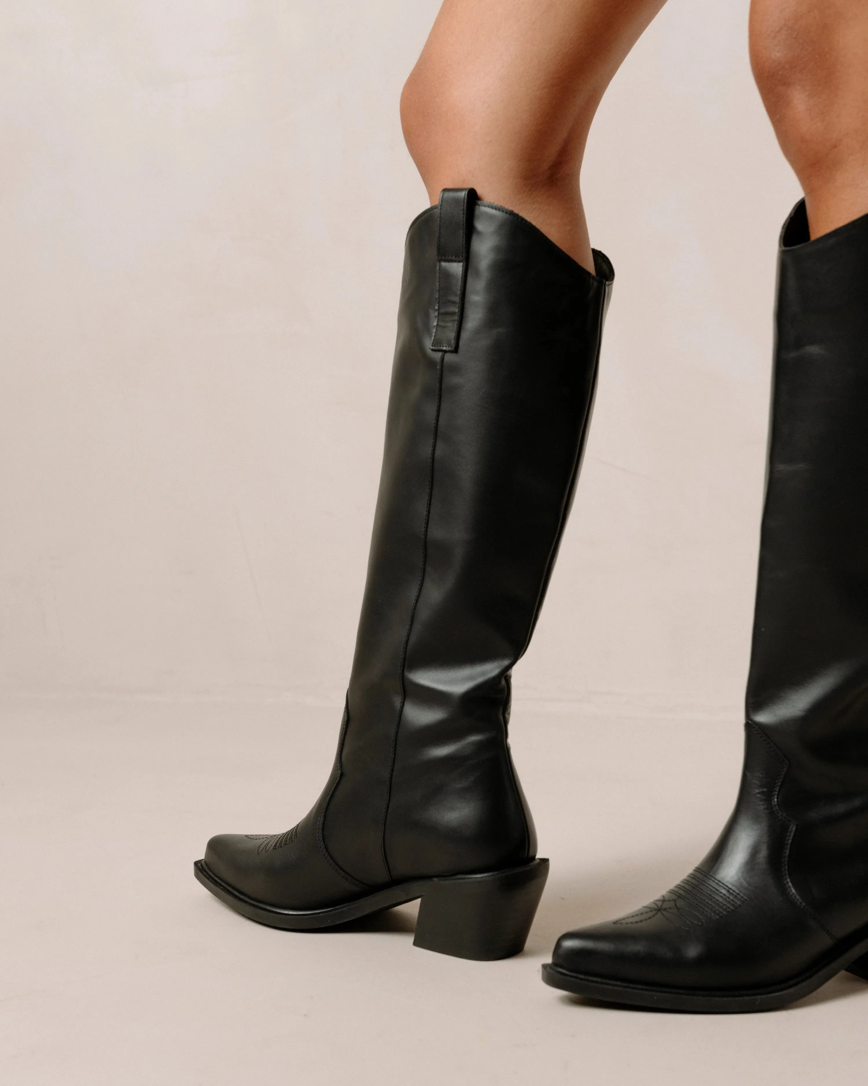 Mount Black Cowboy Boots